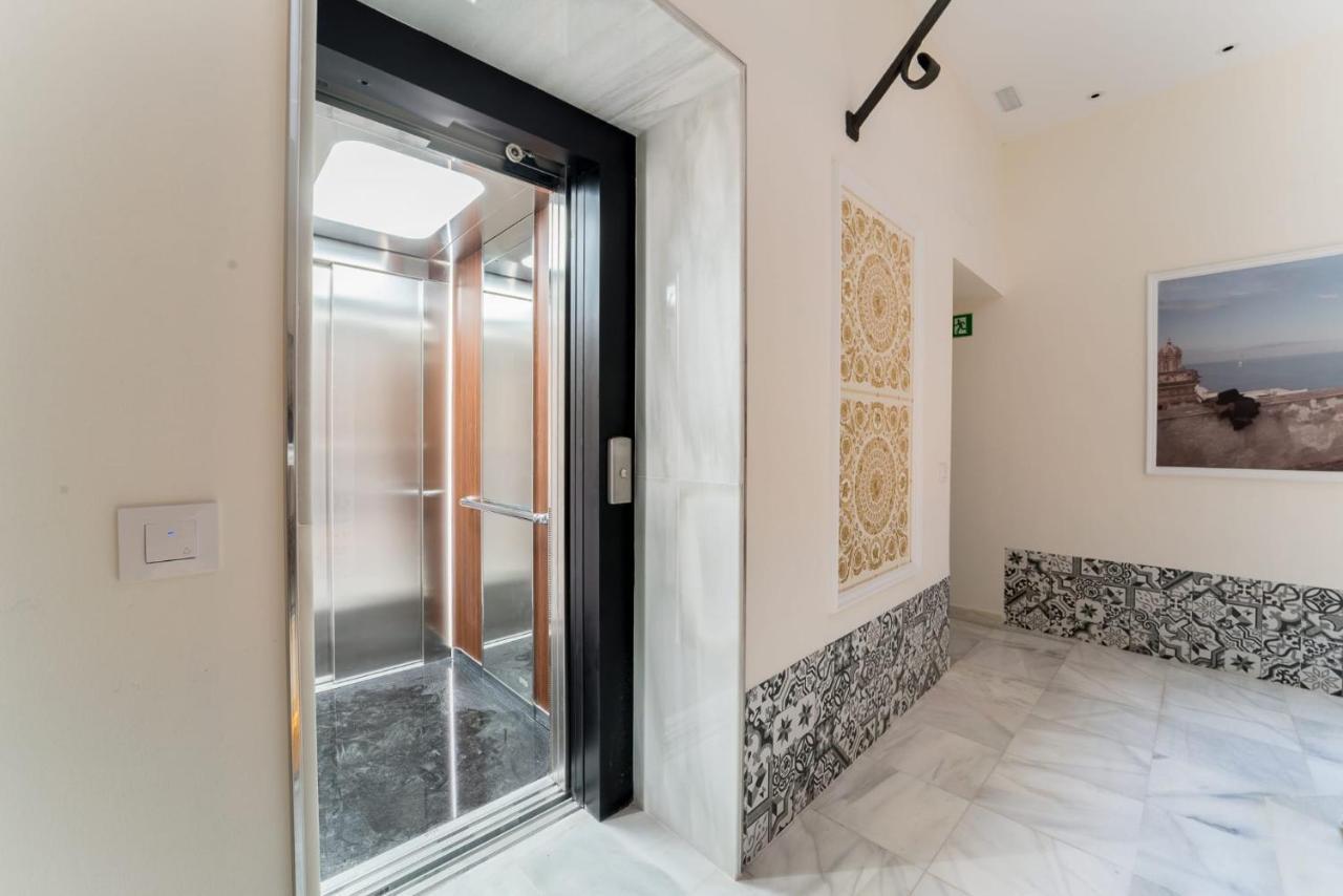 Apartamento Cadiz Centro Fabio Rufino מראה חיצוני תמונה